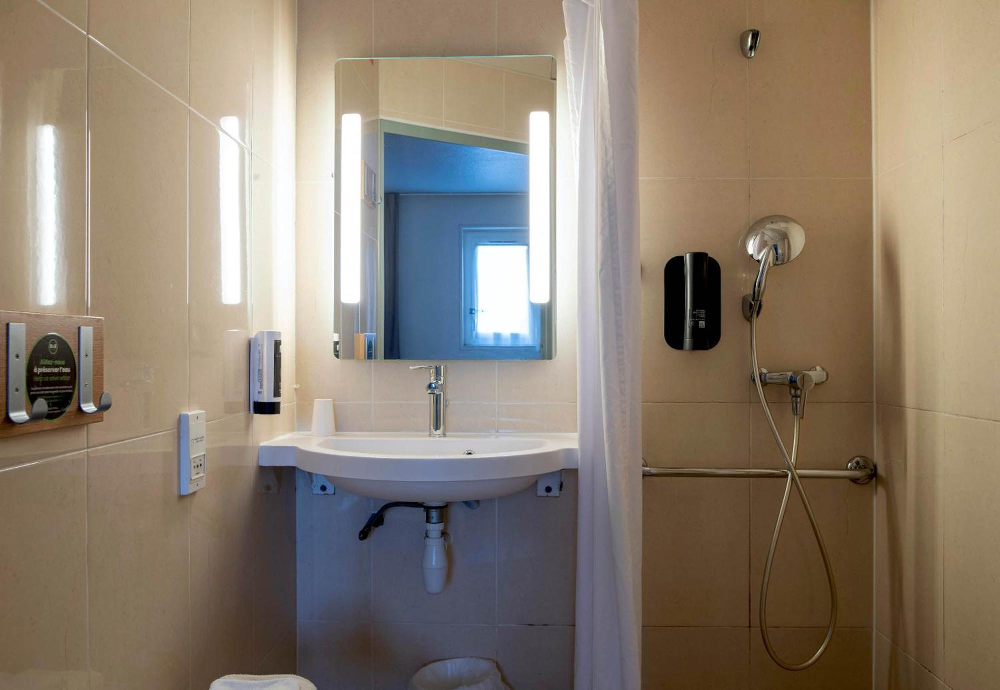 לה פונטה B&B Hotel Avignon 2 מראה חיצוני תמונה